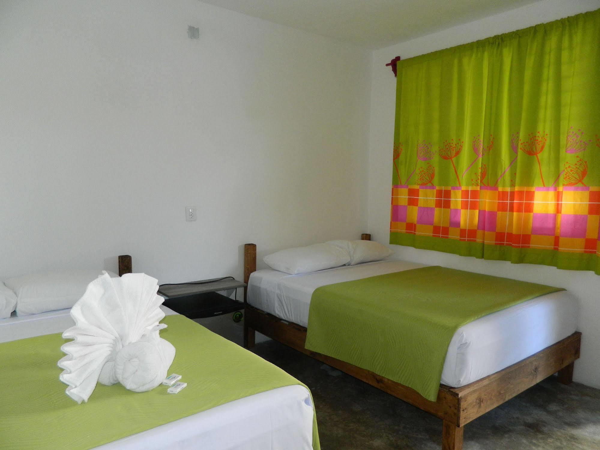 Emotion Avenida Tulum Hotel & Hostal Luaran gambar